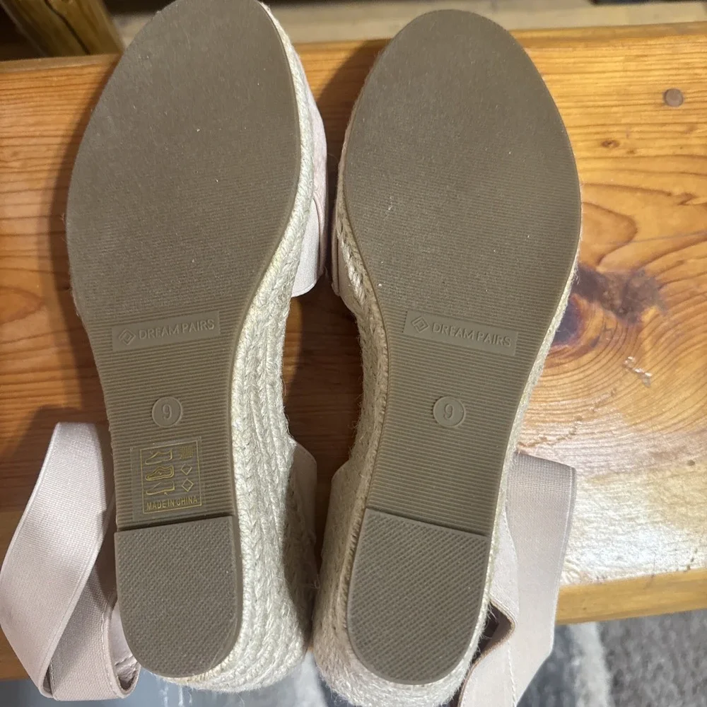 DREAM PAIRS Women Espadrilles Wedge Sandals Sz 9 Elastic Ankle Strap Close Toe